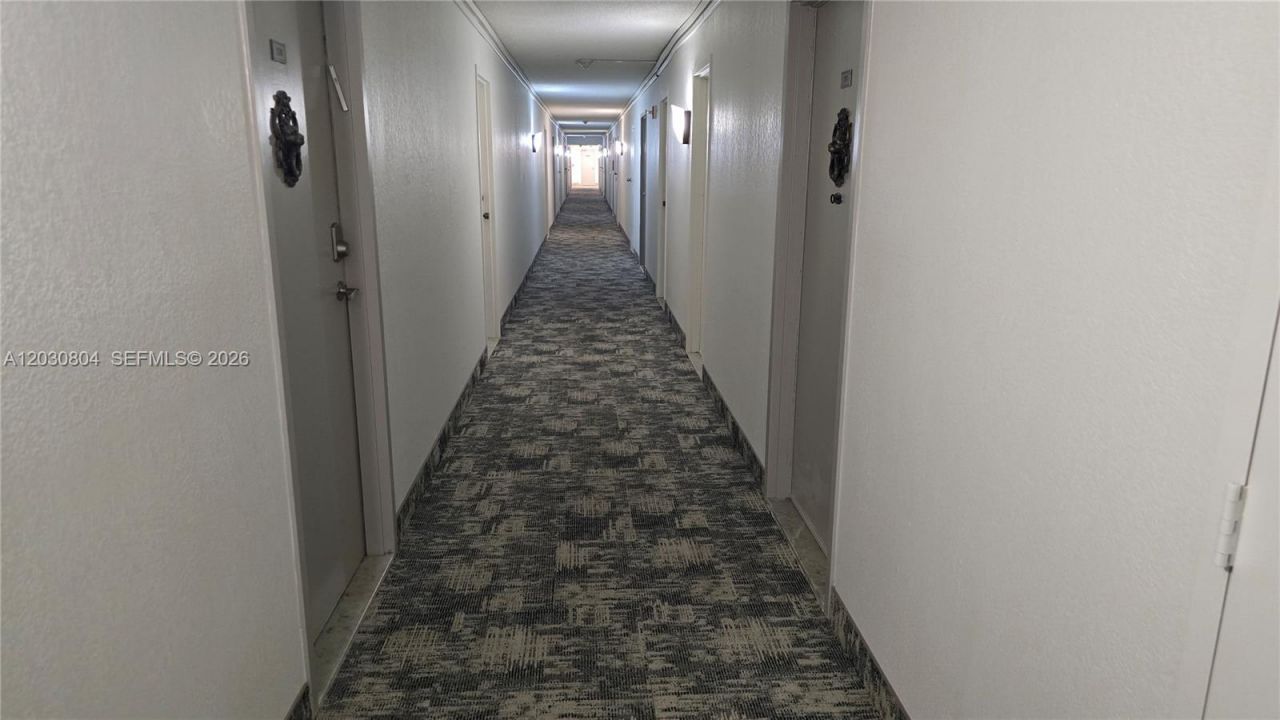 250 174th St , Unit 314, Sunny Isles Beach, FL 33160 Photo