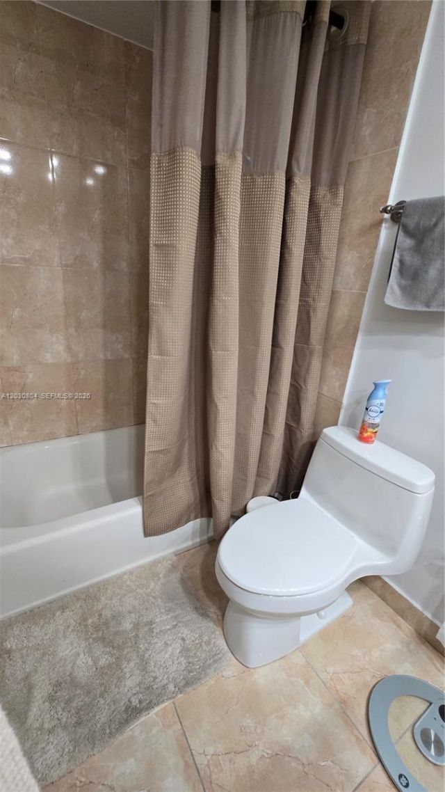 250 174th St , Unit 314, Sunny Isles Beach, FL 33160 Photo