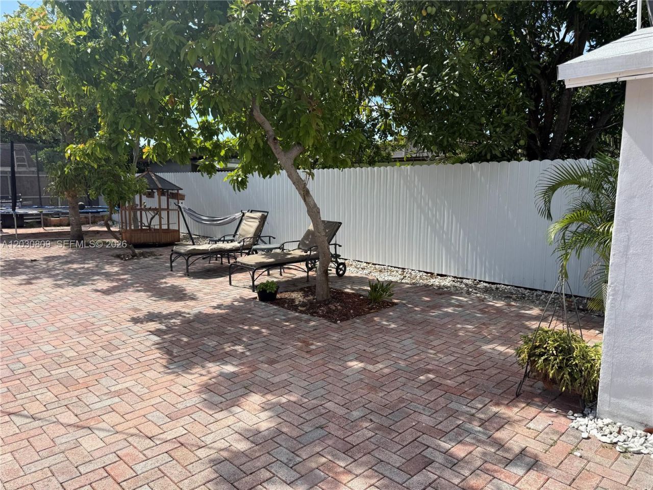 10030 SW 213th Ter, Cutler Bay, FL 33189 Photo