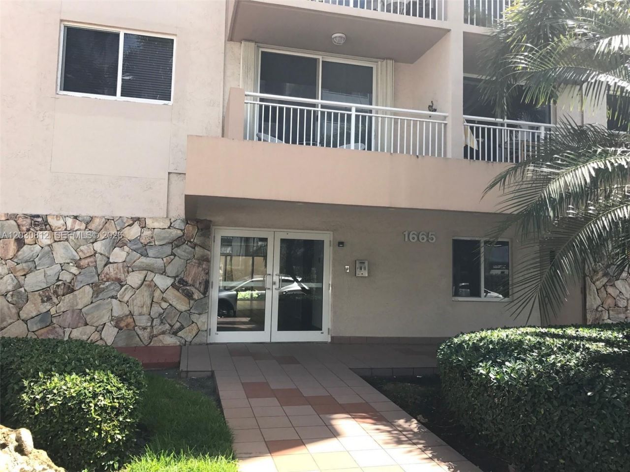 1665 Bay Rd , Unit 416, Miami Beach, FL 33139 Photo