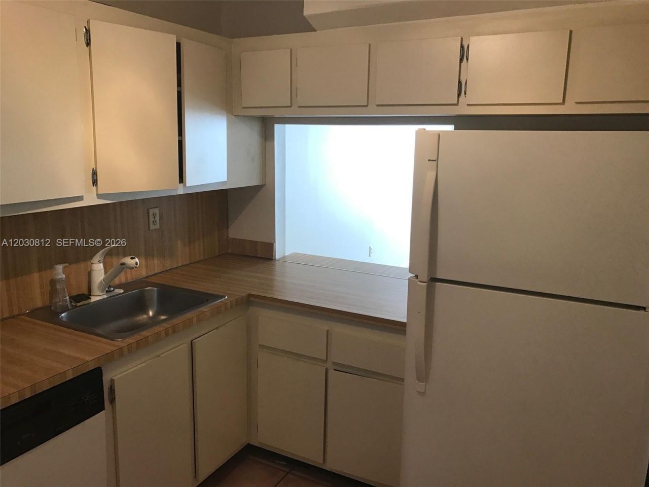 1665 Bay Rd , Unit 416, Miami Beach, FL 33139 Photo