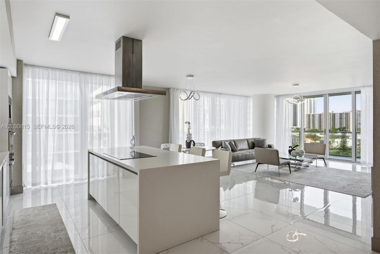 330 Sunny Isles Blvd , Unit 5-708, Sunny Isles Beach, FL 33160 Photo