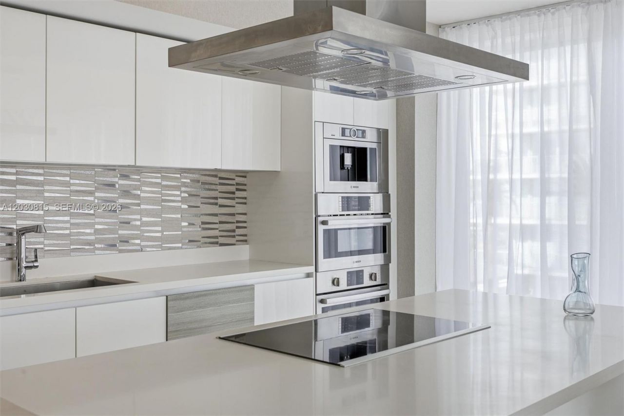 330 Sunny Isles Blvd , Unit 5-708, Sunny Isles Beach, FL 33160 Photo