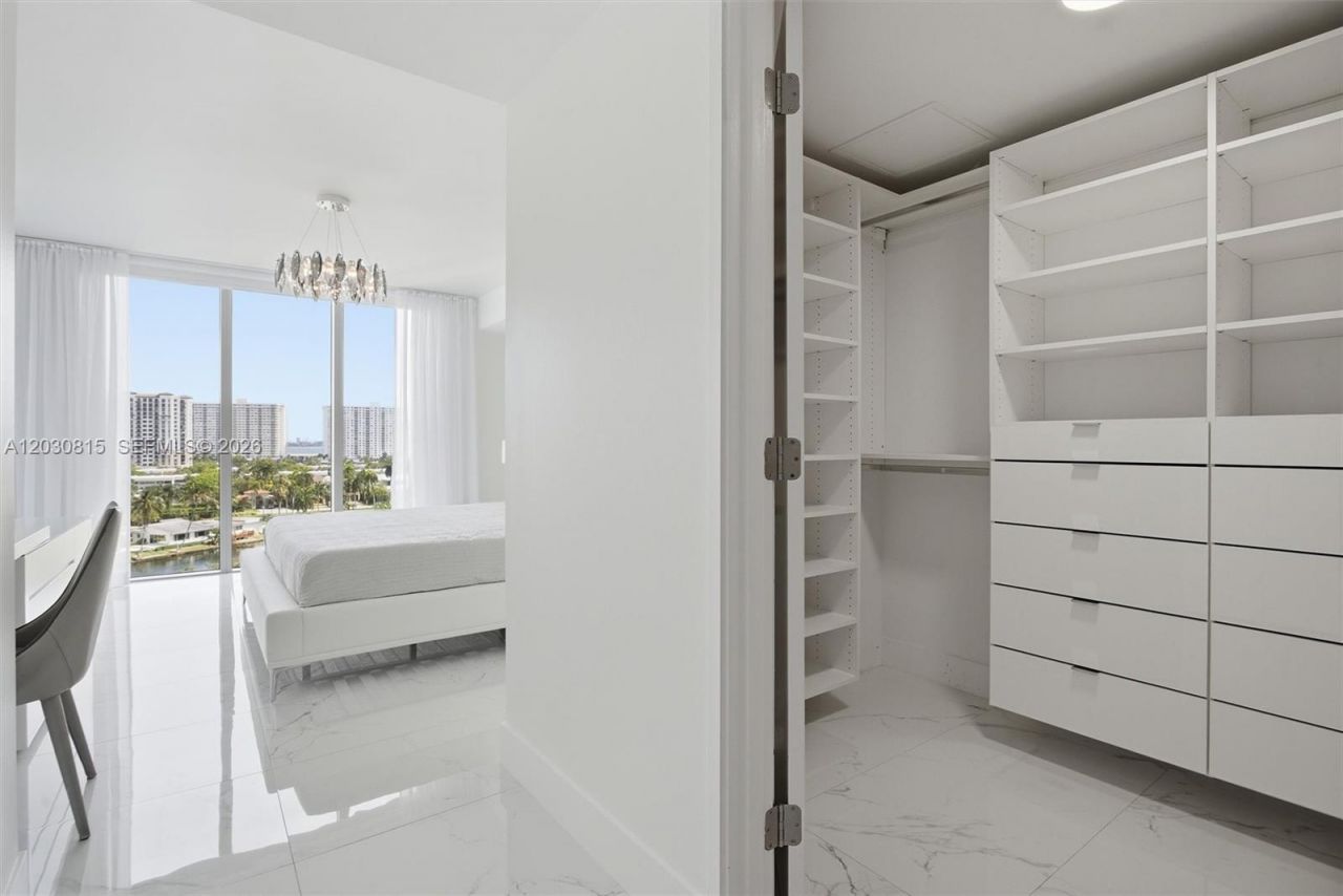 330 Sunny Isles Blvd , Unit 5-708, Sunny Isles Beach, FL 33160 Photo