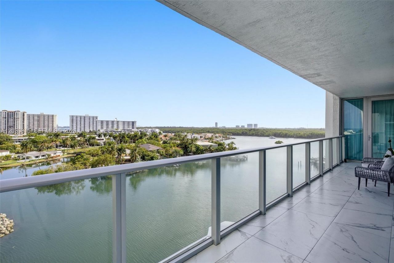 330 Sunny Isles Blvd , Unit 5-708, Sunny Isles Beach, FL 33160 Photo