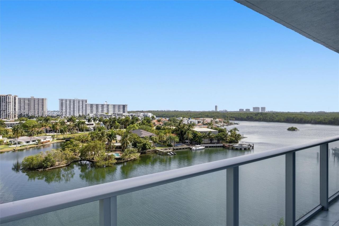 330 Sunny Isles Blvd , Unit 5-708, Sunny Isles Beach, FL 33160 Photo