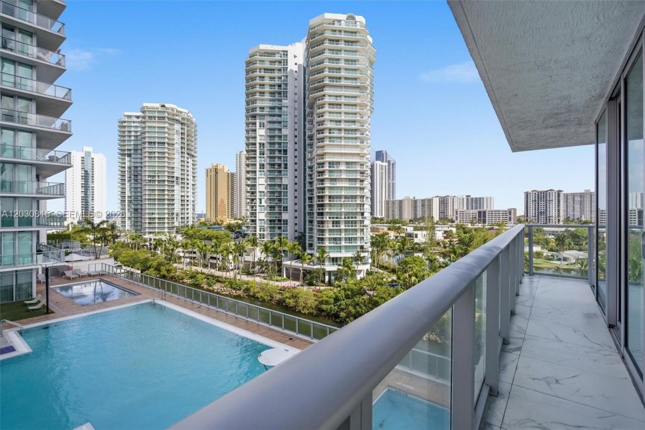 330 Sunny Isles Blvd , Unit 5-708, Sunny Isles Beach, FL 33160 Photo