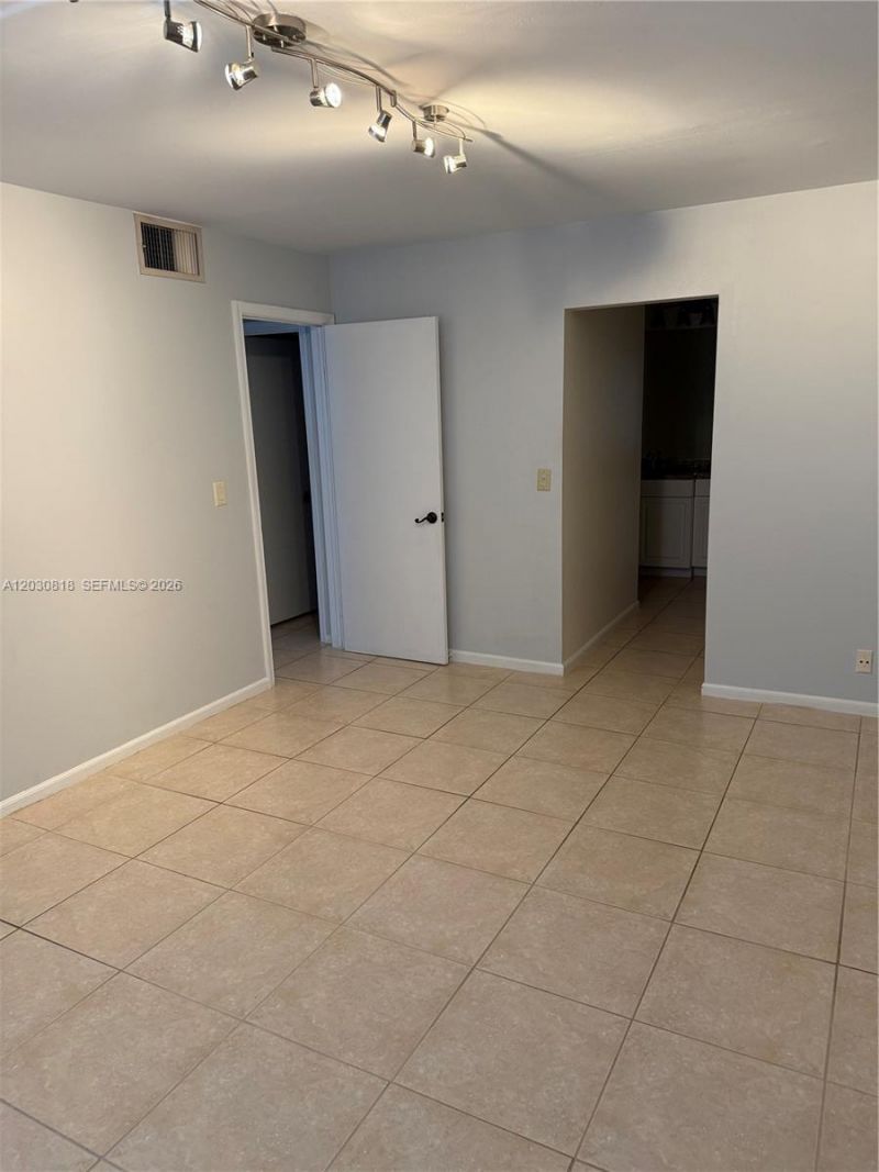 170 Cypress Club Dr , Unit 729, Pompano Beach, FL 33060 Photo