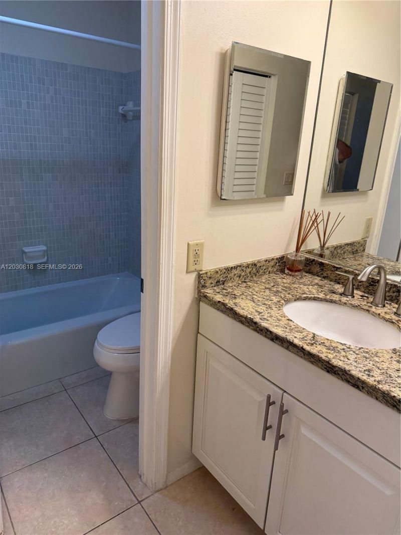 170 Cypress Club Dr , Unit 729, Pompano Beach, FL 33060 Photo