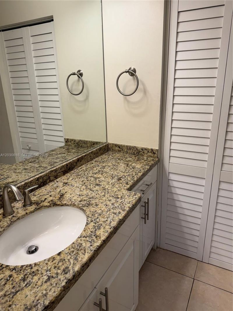 170 Cypress Club Dr , Unit 729, Pompano Beach, FL 33060 Photo