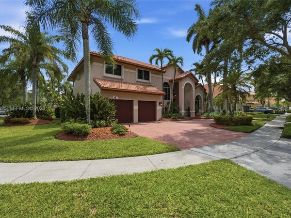 18000 NW 16th St , Pembroke Pines, FL 33029