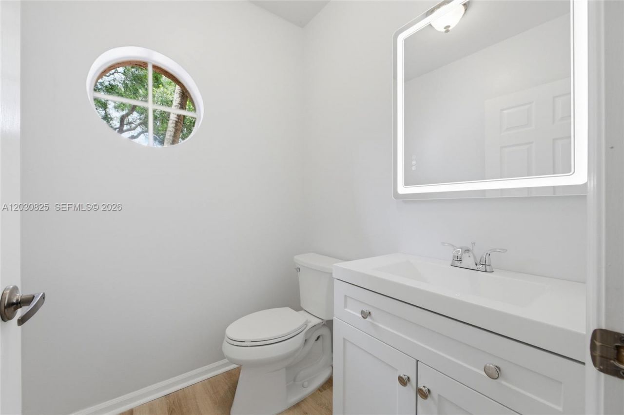 18000 NW 16th St , Pembroke Pines, FL 33029 Photo
