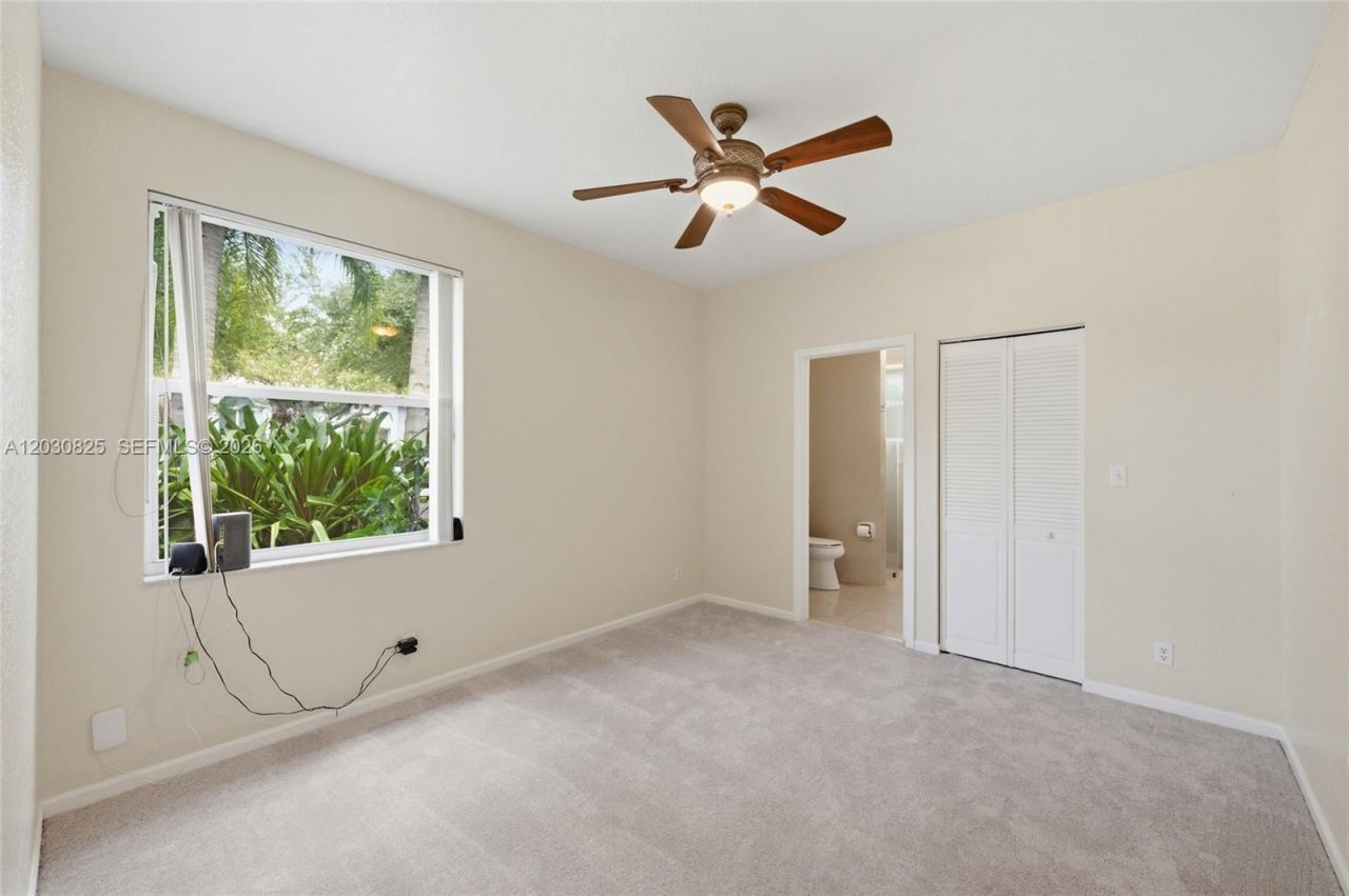 18000 NW 16th St , Pembroke Pines, FL 33029 Photo