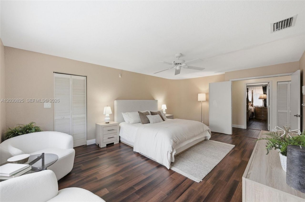 18000 NW 16th St , Pembroke Pines, FL 33029 Photo