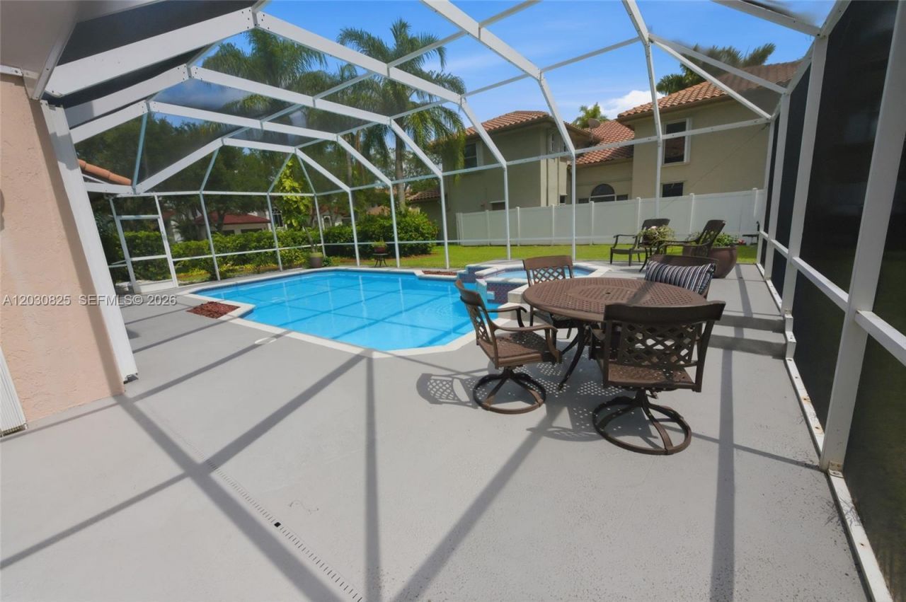 18000 NW 16th St , Pembroke Pines, FL 33029 Photo