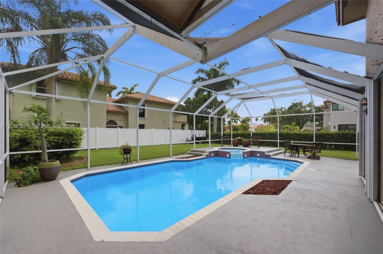18000 NW 16th St , Pembroke Pines, FL 33029 Photo
