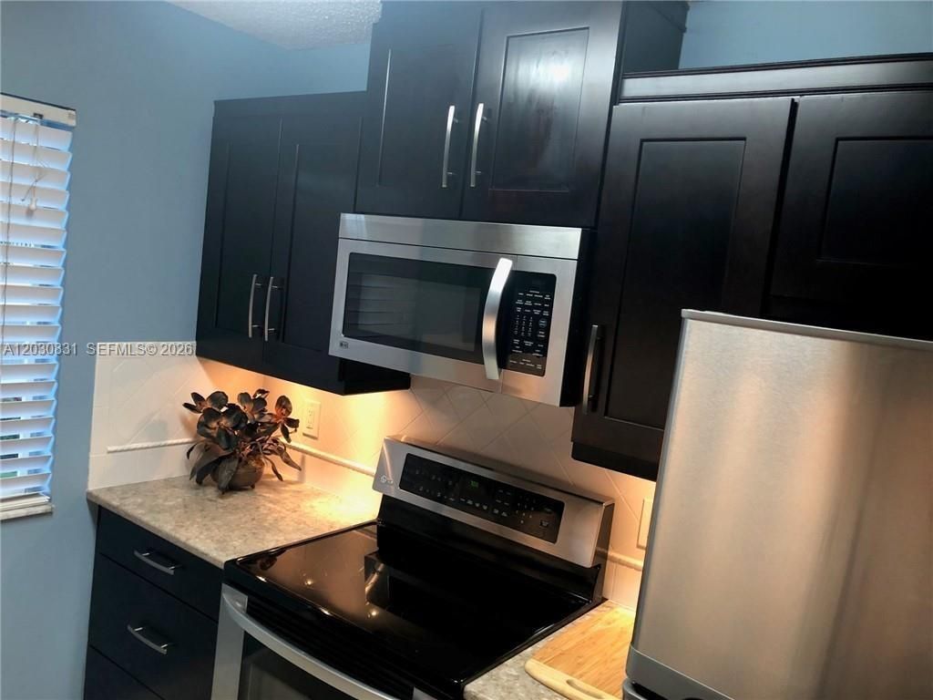 10717 Cleary Blvd , Unit 202, Plantation, FL 33324 Photo