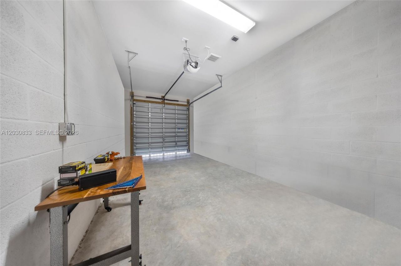 1025 NE 18th Ave , Unit 104, Fort Lauderdale, FL 33304 Photo
