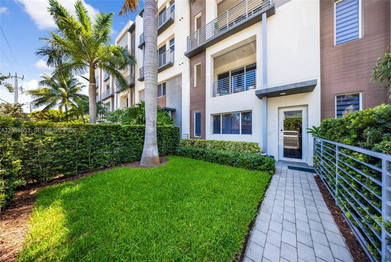 1025 NE 18th Ave , Unit 104, Fort Lauderdale, FL 33304 Photo