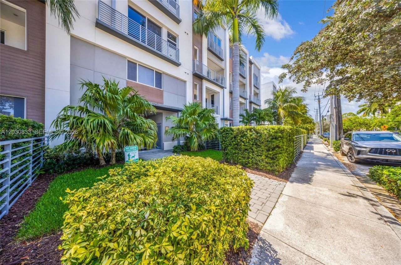 1025 NE 18th Ave , Unit 104, Fort Lauderdale, FL 33304 Photo