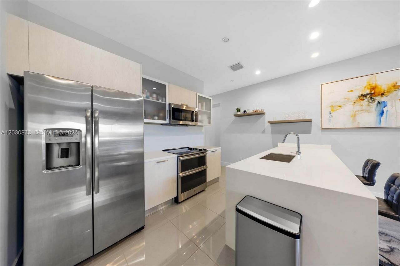 1025 NE 18th Ave , Unit 104, Fort Lauderdale, FL 33304 Photo