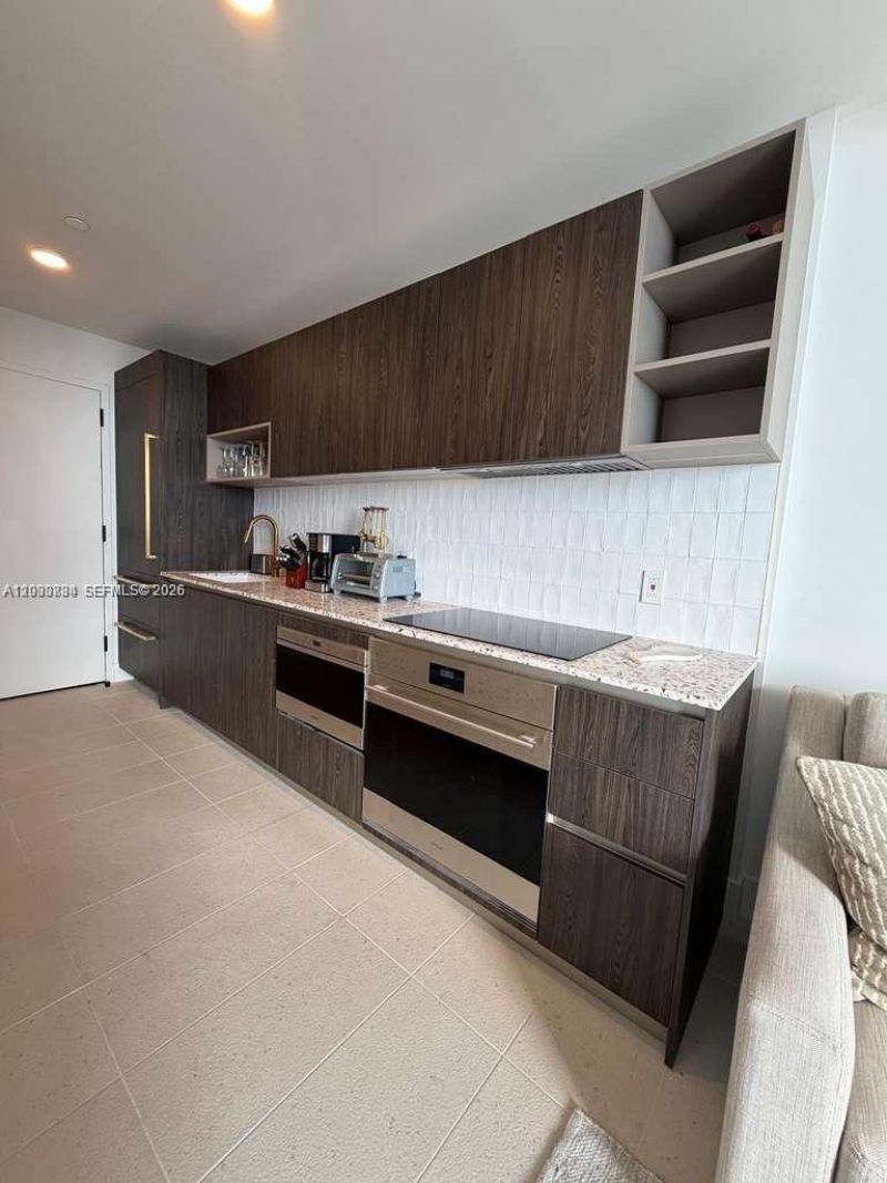 159 NE 6th St , Unit PH5014, Miami, FL 33132 Photo