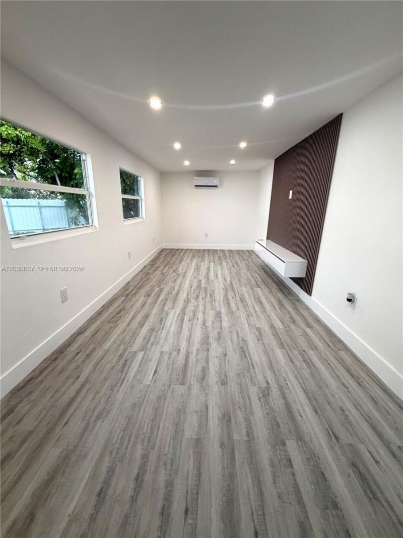 15545 Leisure Dr , Homestead, FL 33033 Photo