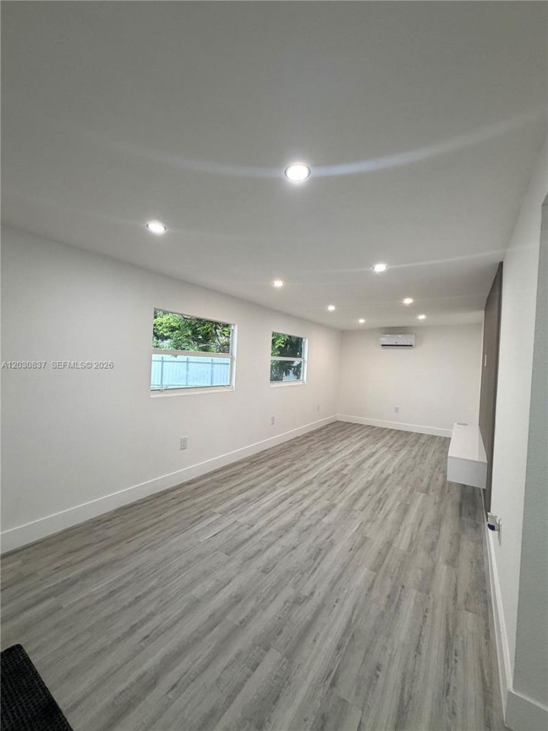 15545 Leisure Dr , Homestead, FL 33033 Photo