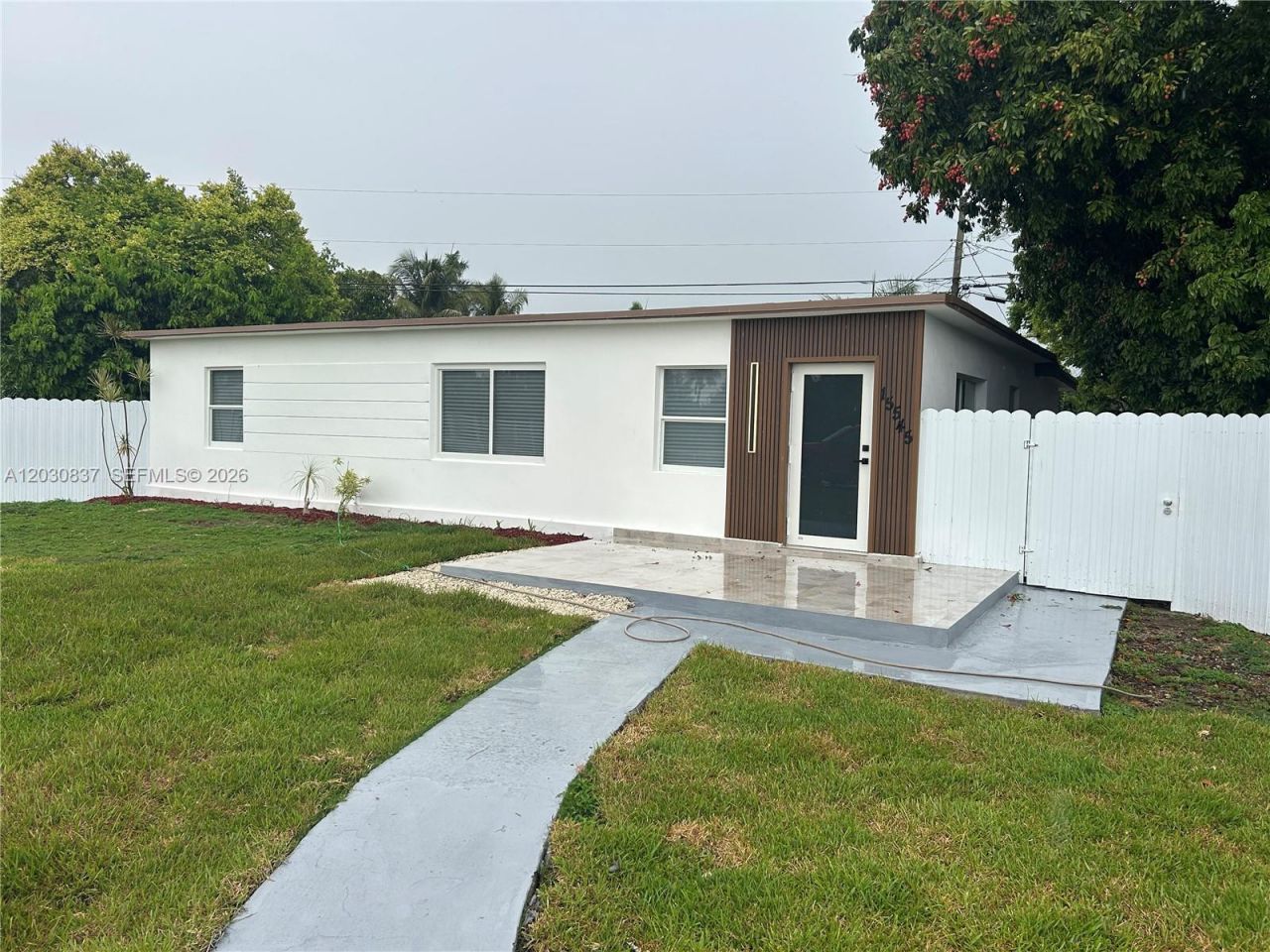 15545 Leisure Dr , Homestead, FL 33033 Photo