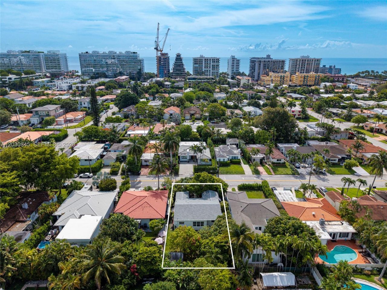 8942 Carlyle Ave , Surfside, FL 33154 Photo