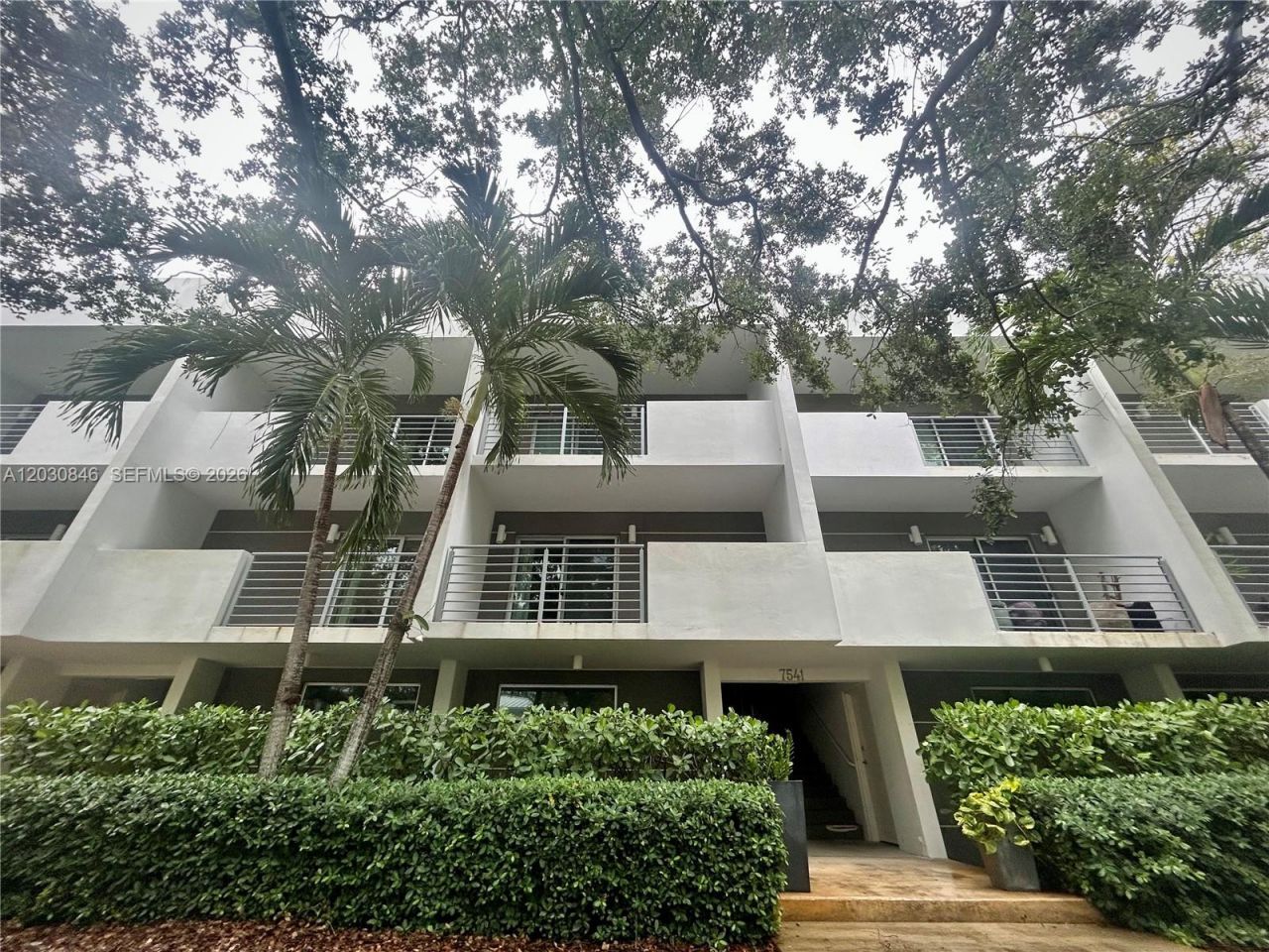 7541 SW 61st Ave , Unit 3, South Miami, FL 33143 Photo