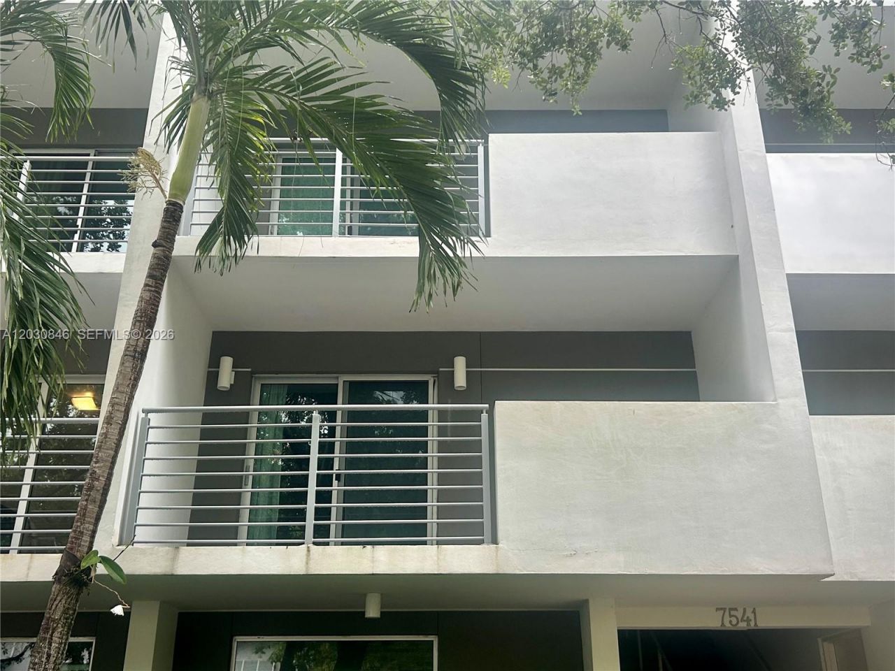 7541 SW 61st Ave , Unit 3, South Miami, FL 33143 Photo