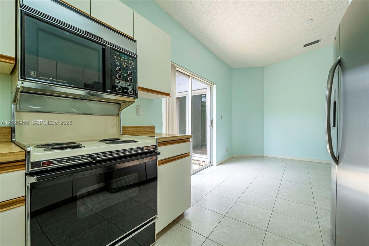 6561 Sutton Ct, Parkland, FL 33067 Photo