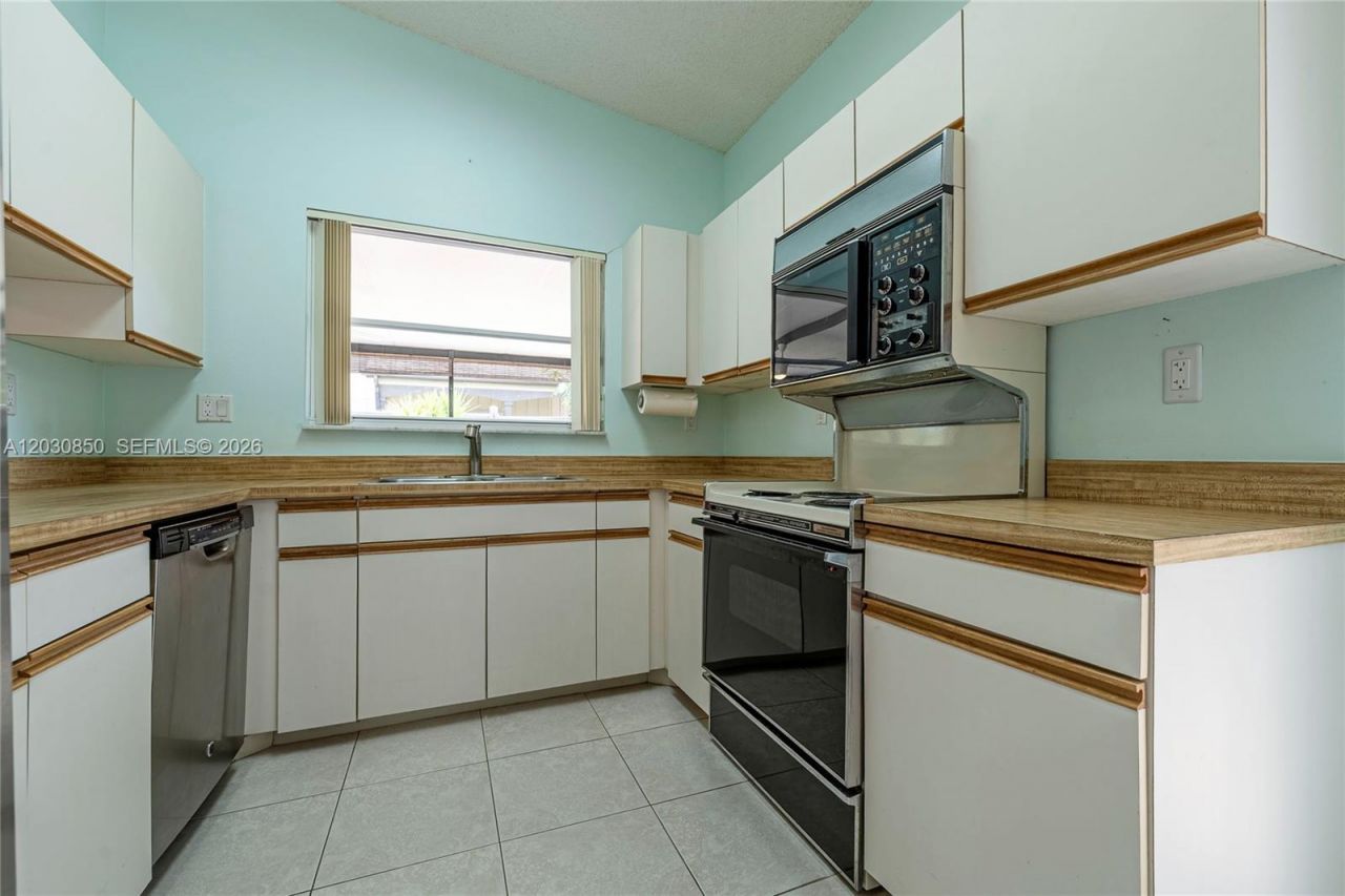 6561 Sutton Ct, Parkland, FL 33067 Photo