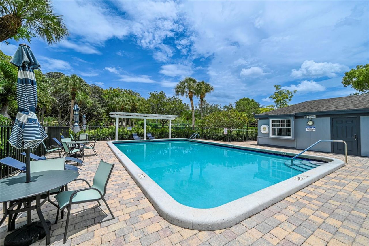 6561 Sutton Ct, Parkland, FL 33067 Photo