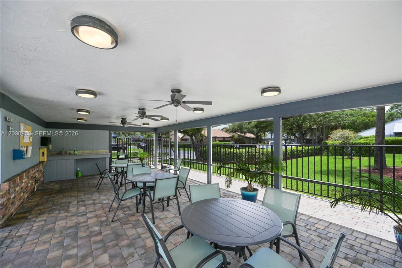 6561 Sutton Ct, Parkland, FL 33067 Photo