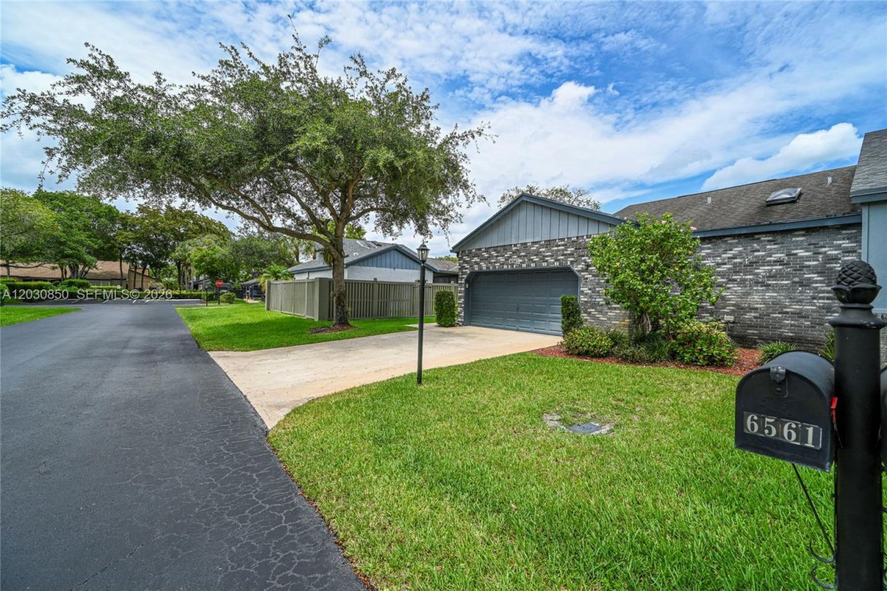 6561 Sutton Ct, Parkland, FL 33067 Photo