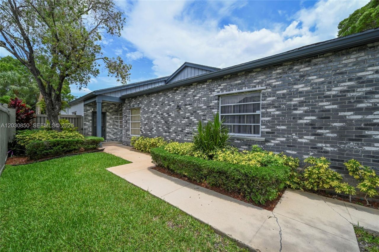 6561 Sutton Ct, Parkland, FL 33067 Photo