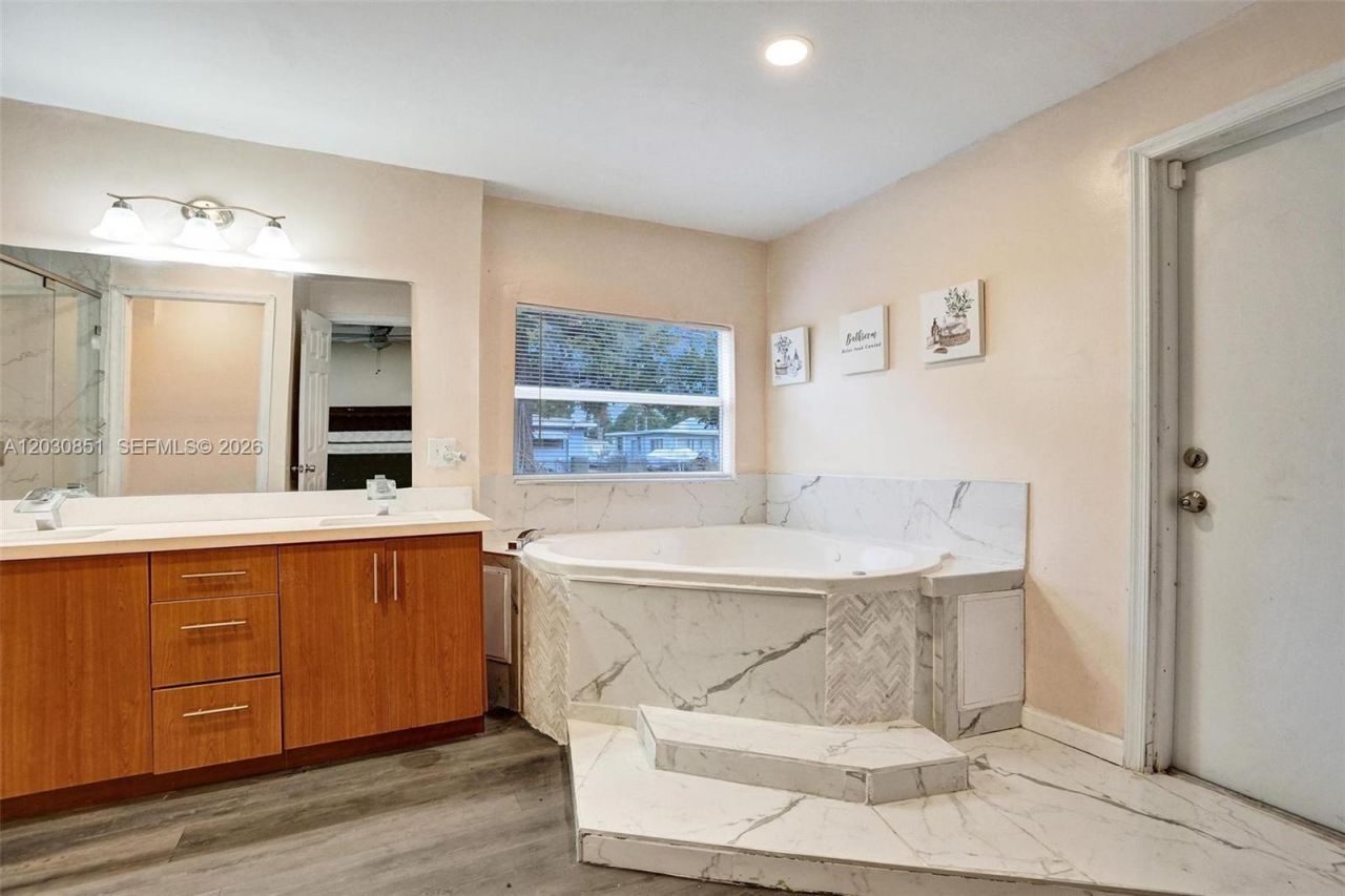 610 Carolina Ave , Unit 2, Fort Lauderdale, FL 33312 Photo