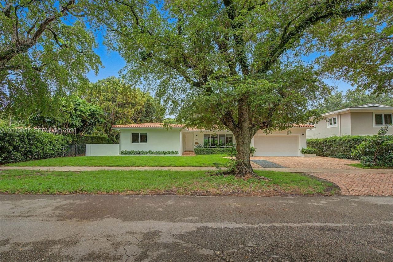 5510 Orduna Dr, Coral Gables, FL 33146 Photo