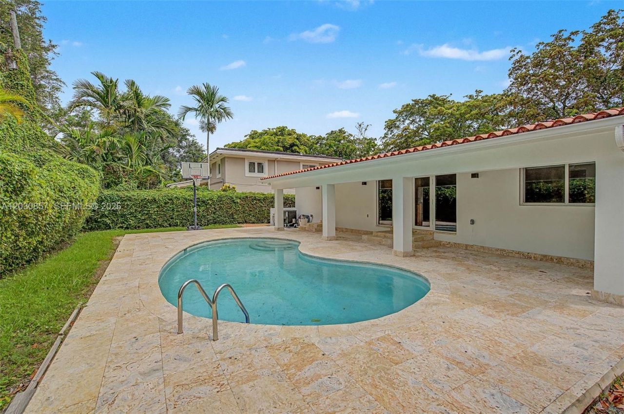 5510 Orduna Dr, Coral Gables, FL 33146 Photo
