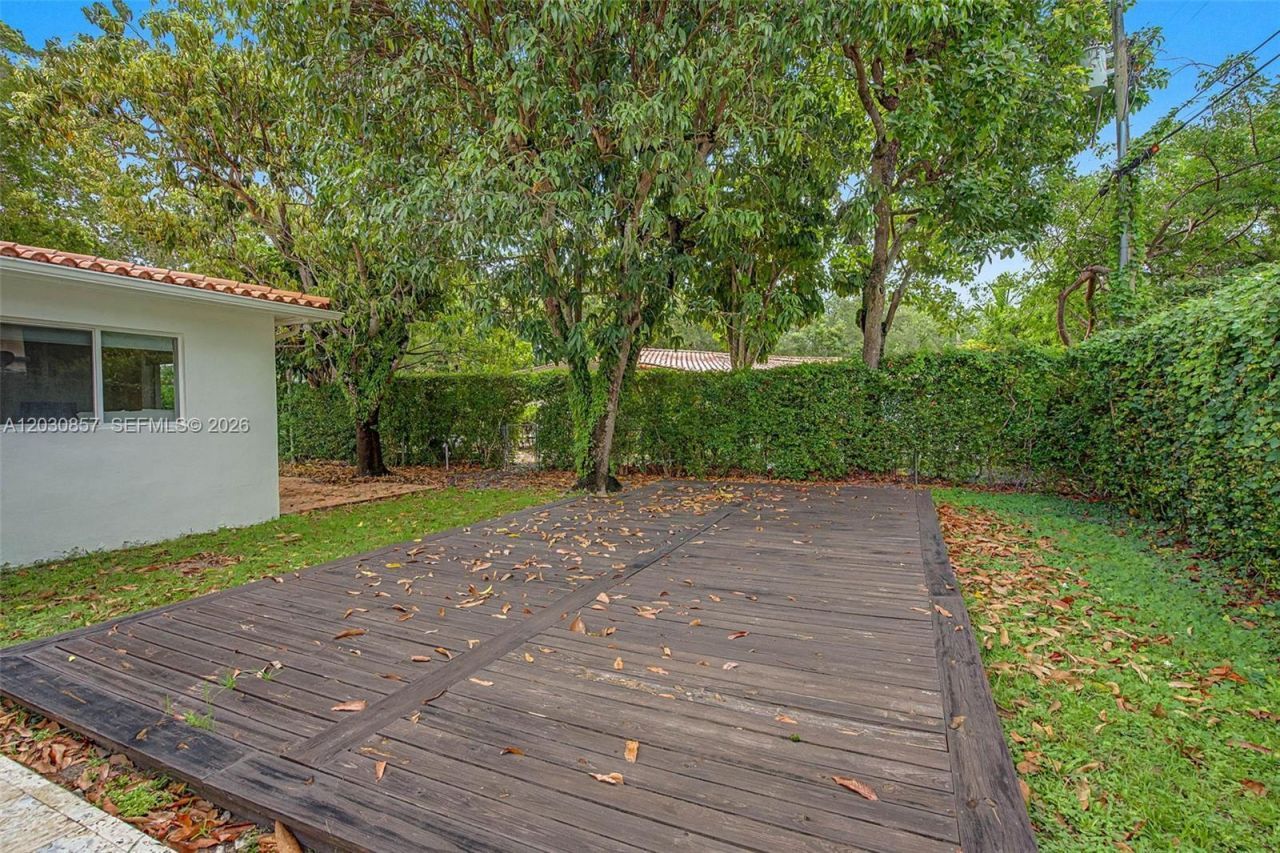 5510 Orduna Dr, Coral Gables, FL 33146 Photo