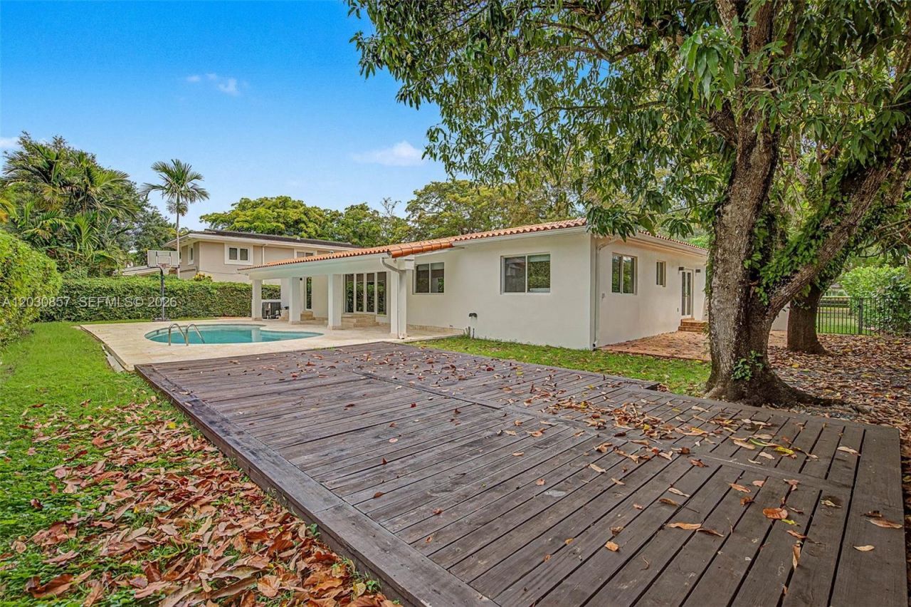 5510 Orduna Dr, Coral Gables, FL 33146 Photo