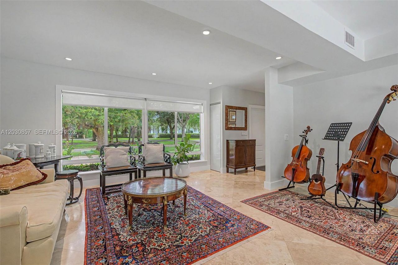 5510 Orduna Dr, Coral Gables, FL 33146 Photo