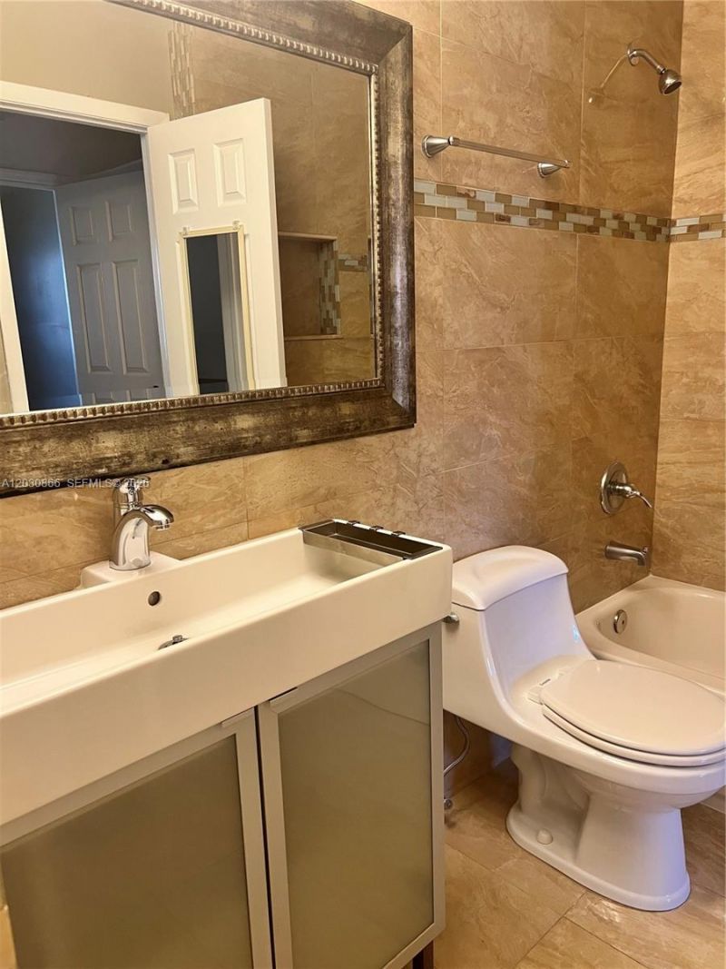 15600 SW 80th St , Unit L-212, Miami, FL 33193 Photo