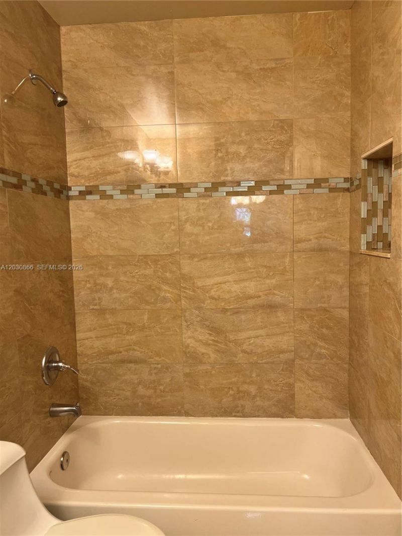15600 SW 80th St , Unit L-212, Miami, FL 33193 Photo