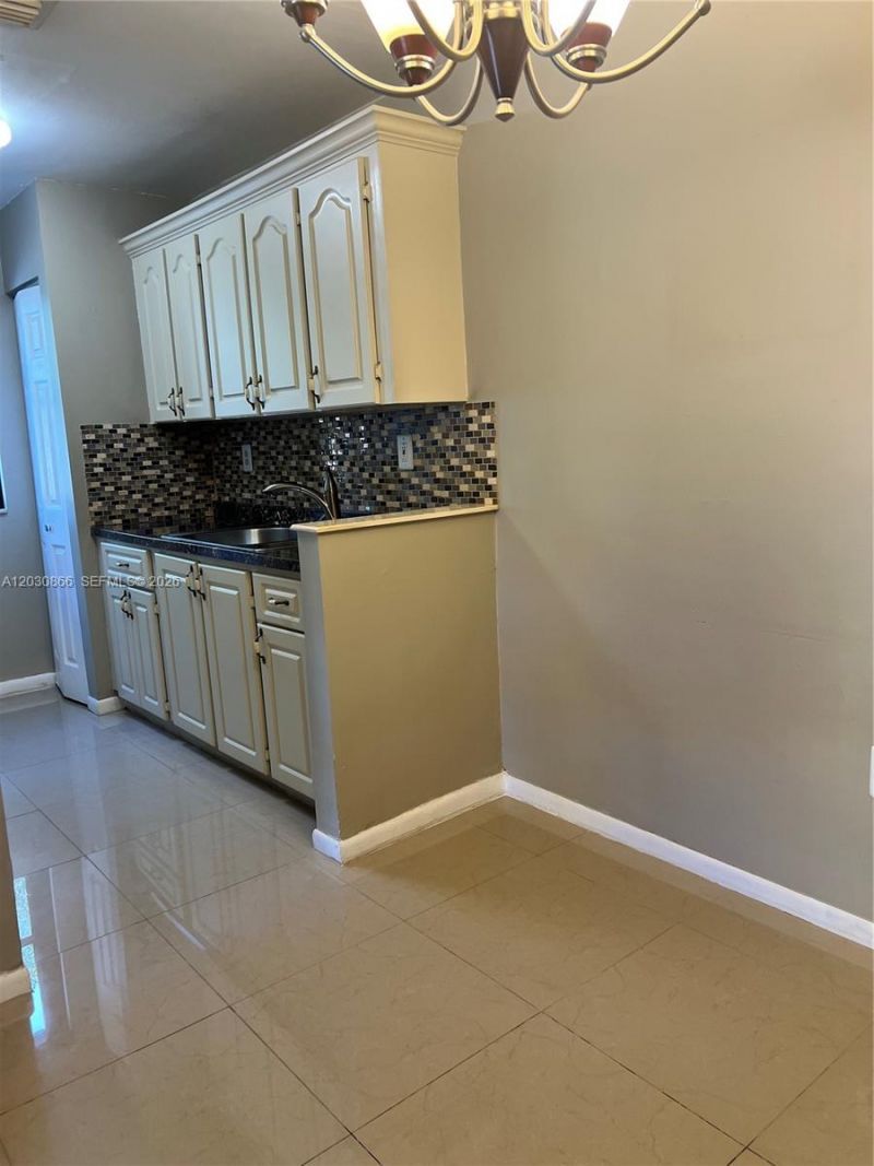 15600 SW 80th St , Unit L-212, Miami, FL 33193 Photo