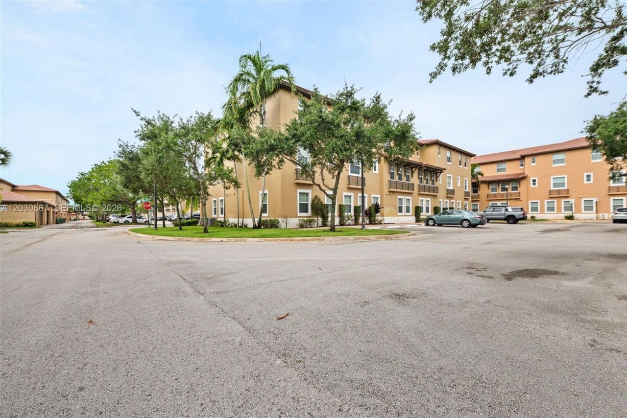 14661 SW 9th St , Unit 1809, Pembroke Pines, FL 33027 Photo