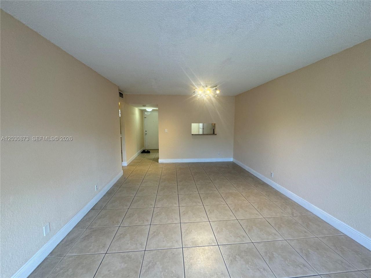 5201 Geneva Way , Unit 308, Doral, FL 33166 Photo