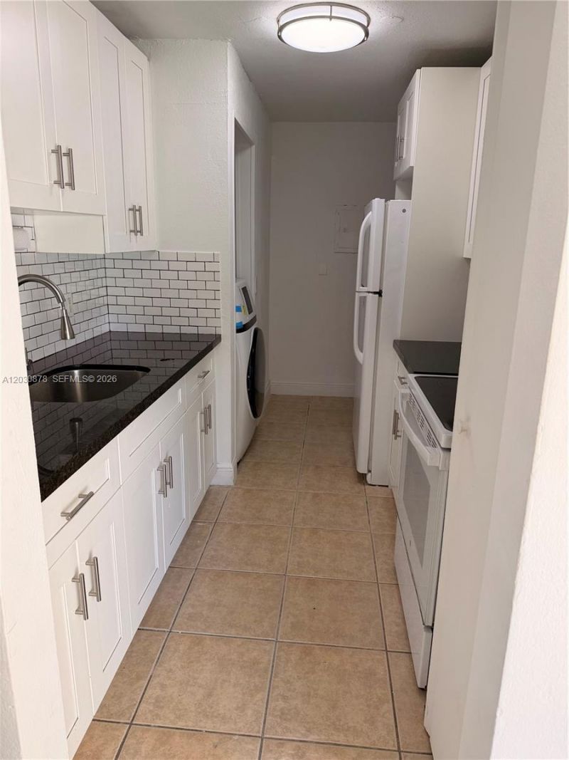 7250 SW 94th Pl , Unit B8, Miami, FL 33173 Photo